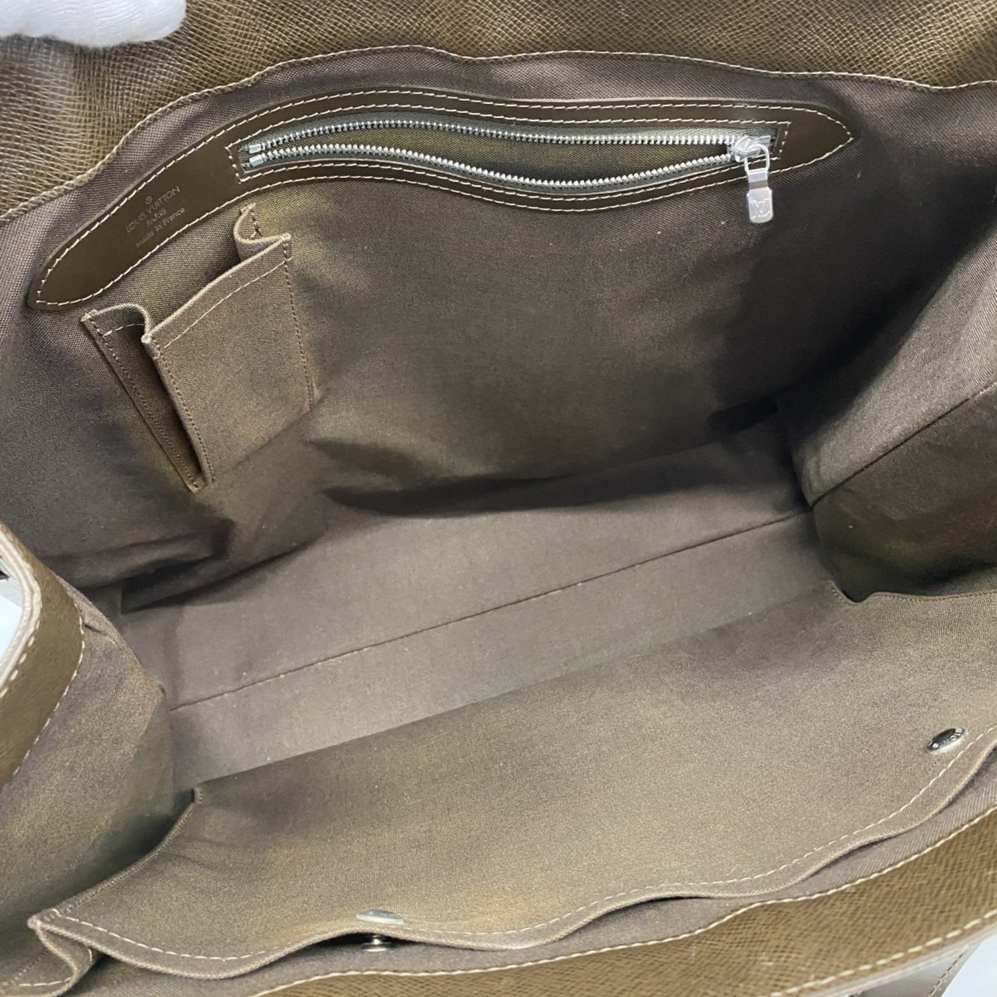 Louis Vuitton Taiga Kasbeck Gm M31018 Grizzly