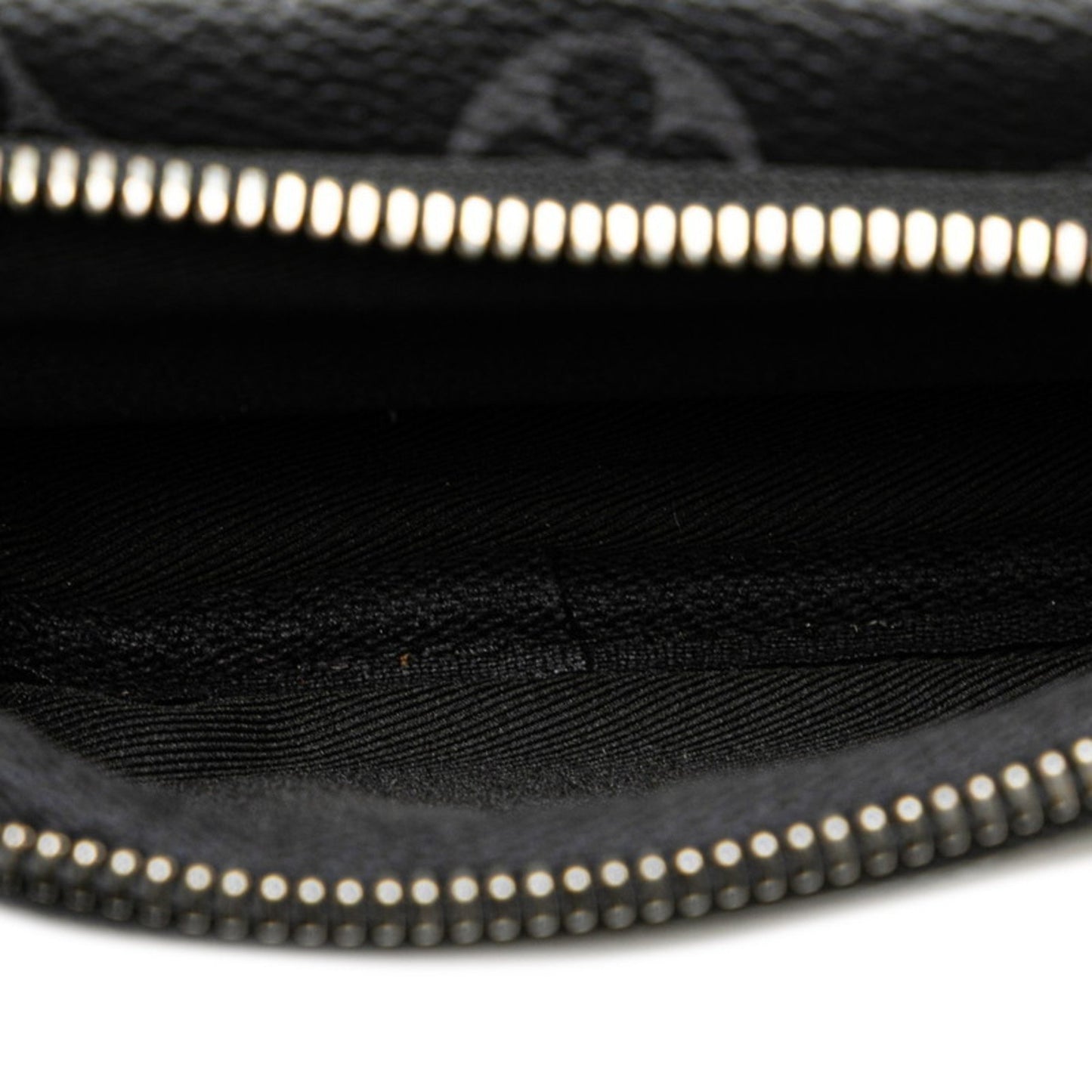 Louis Vuitton Monogram Eclipse Taiga Rama Outdoor Pochette M30755 Noir Black Leather