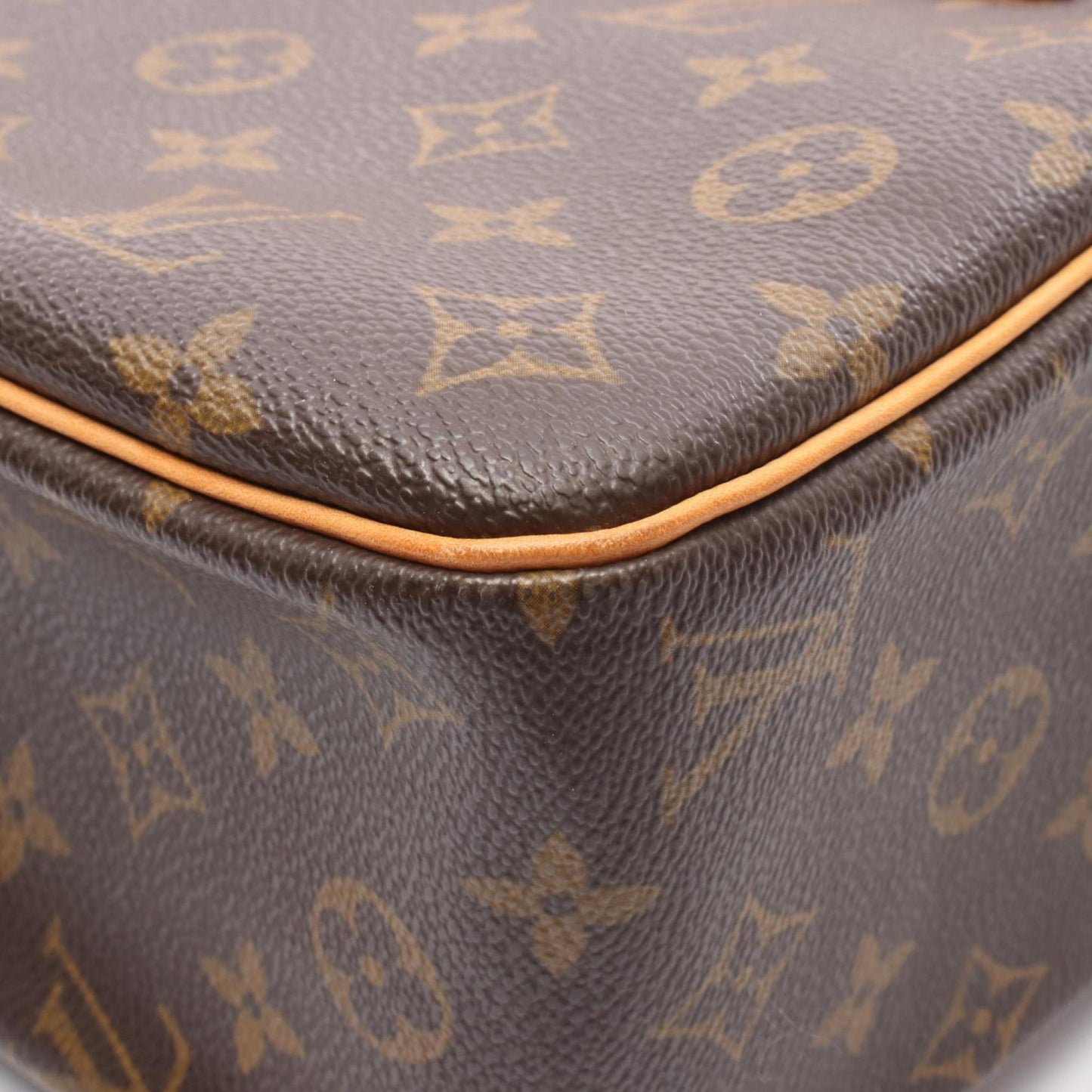 Louis Vuitton Cite Gm Shoulder Bag