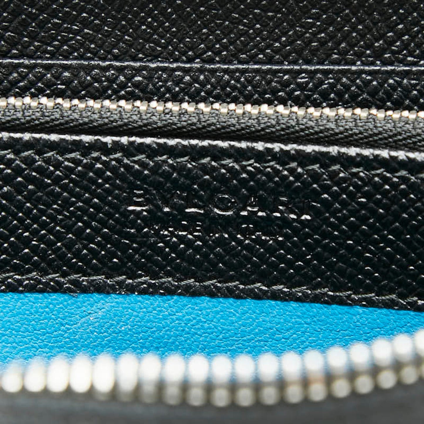 Bvlgari Man Round Zip Long Wallet Black Leather