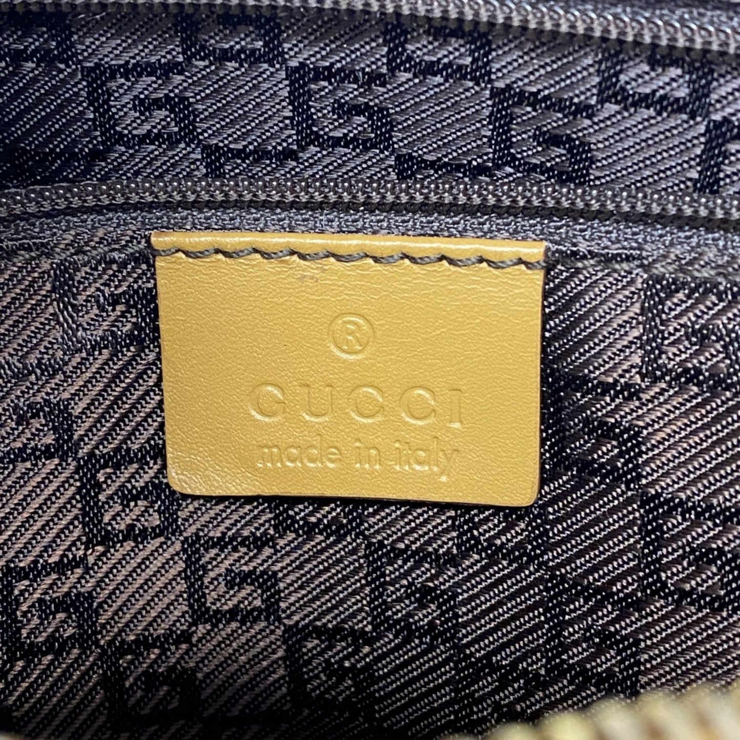 Gucci Shoulder Bag 001 3812 Suede Brown