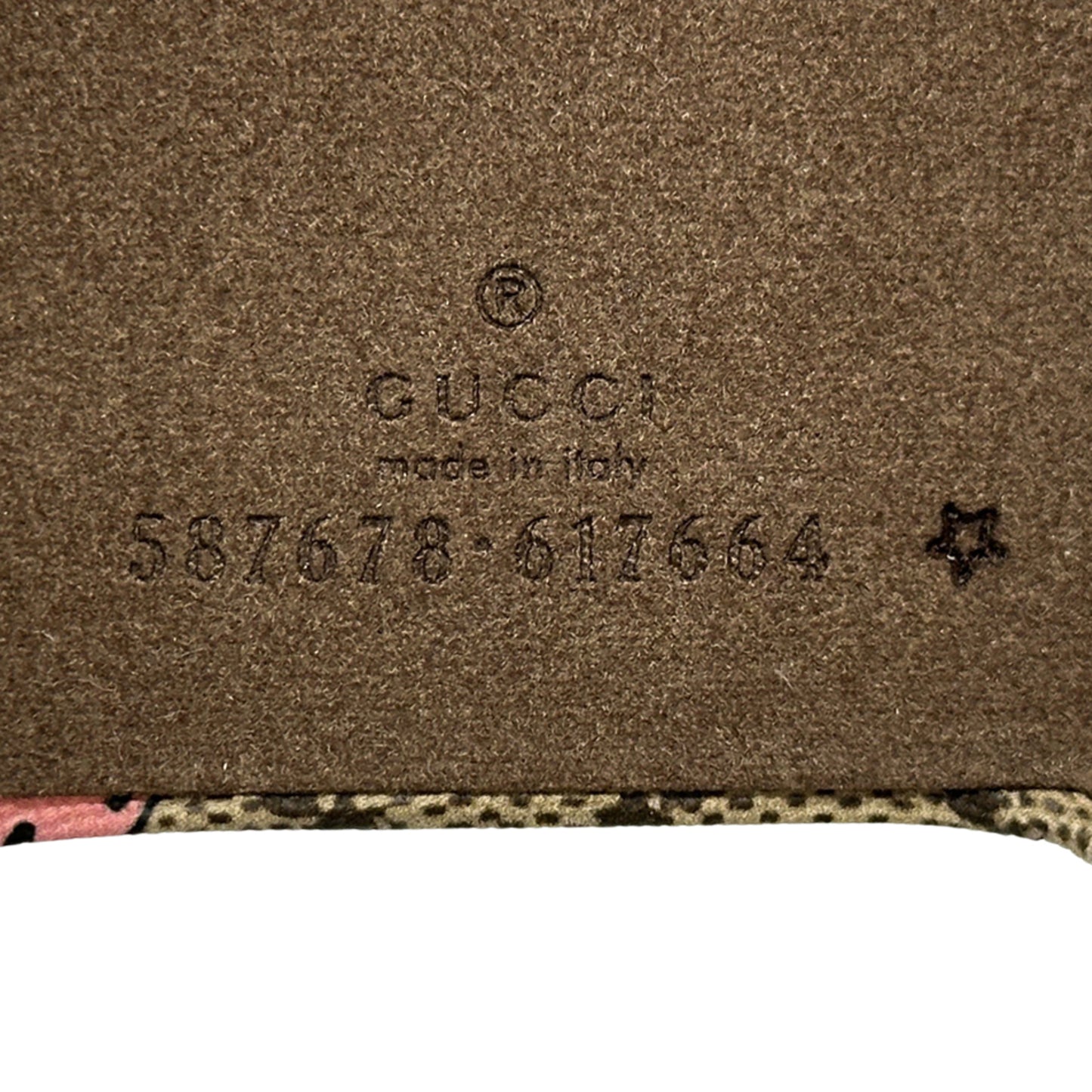 Gucci Gg Supreme Smartphone Case For Women