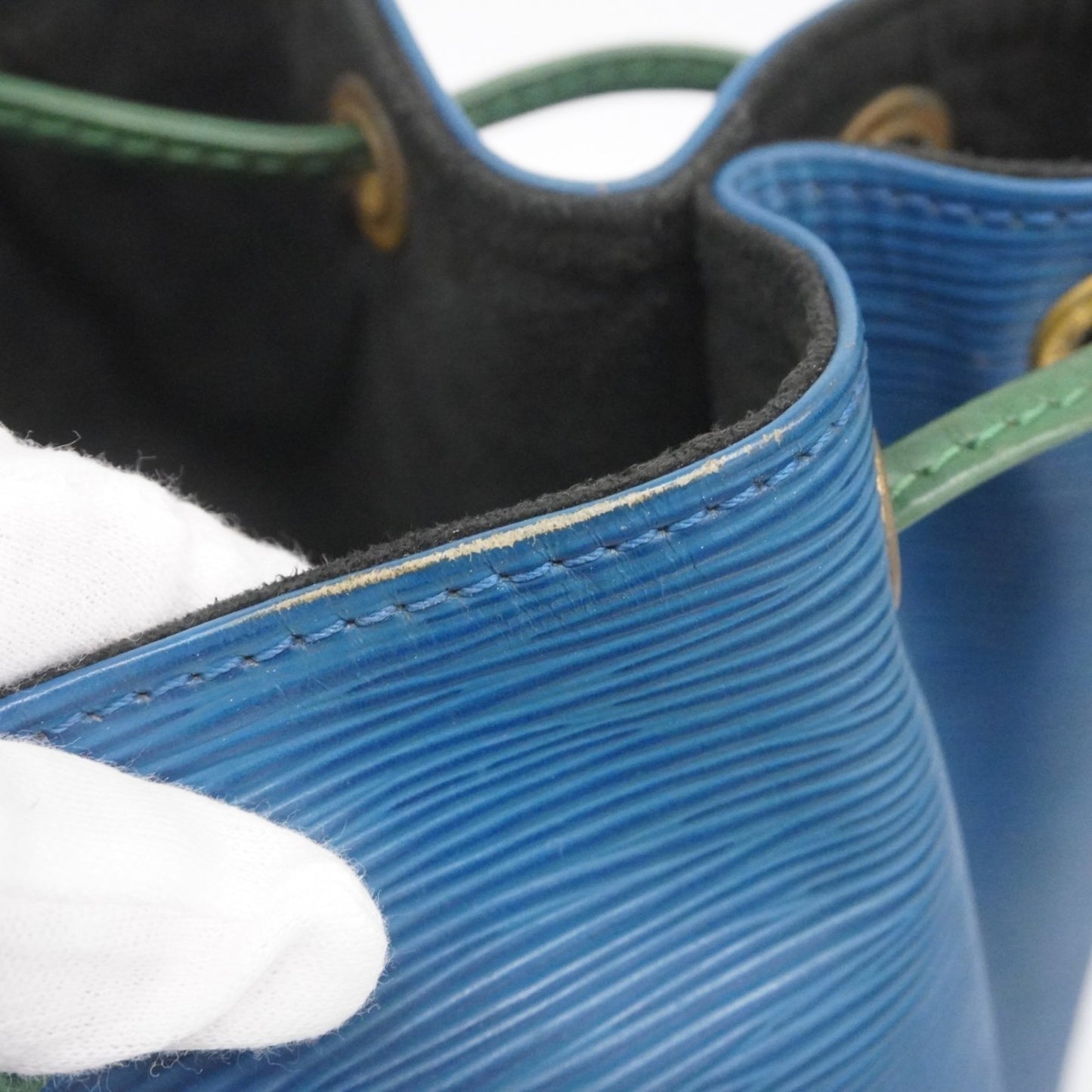 Louis Vuitton Epi Two-Tone Noe Shoulder Bag M44044 Toledo Blue