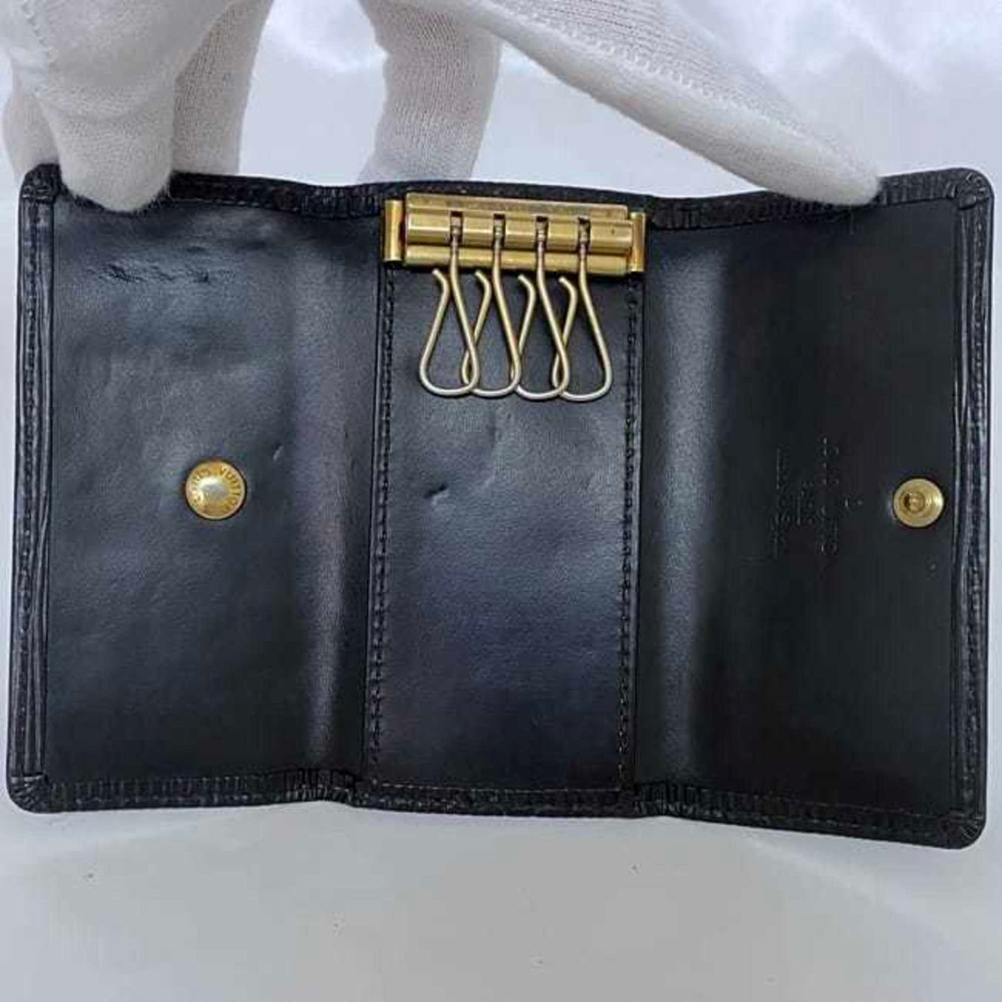 Louis Vuitton 4-Ring Key Case Multicle 4 Ec-22970 Black Noir Epi M63822 Leather Ca0012 Louis