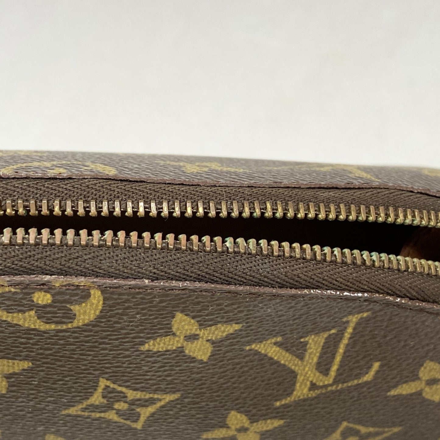 Louis Vuitton Monogram Trousse De Mironde Pouch M47520 Brown