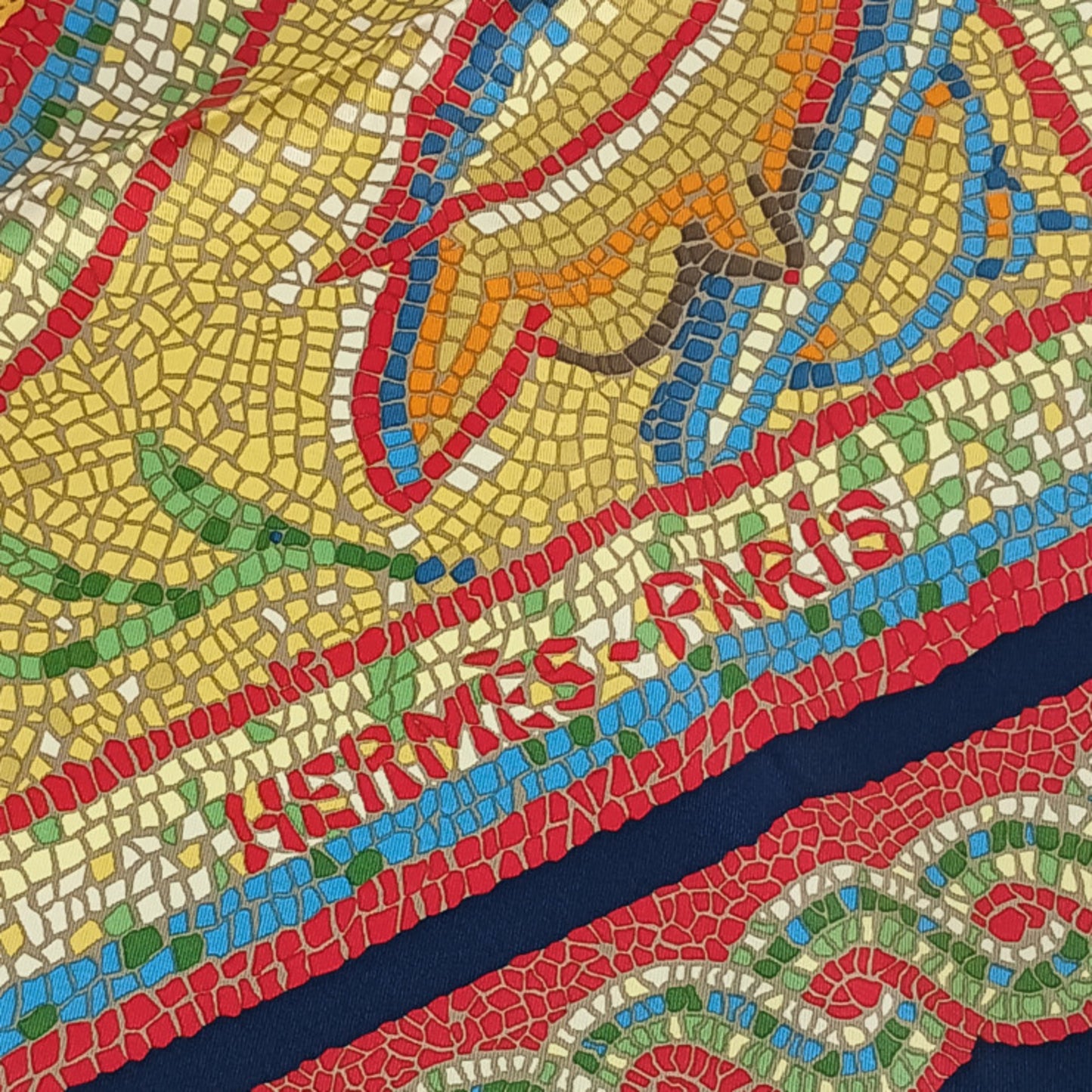 Hermes Scarf/Muffler Carr 90 Sous Le Cedre Multicolor Silk