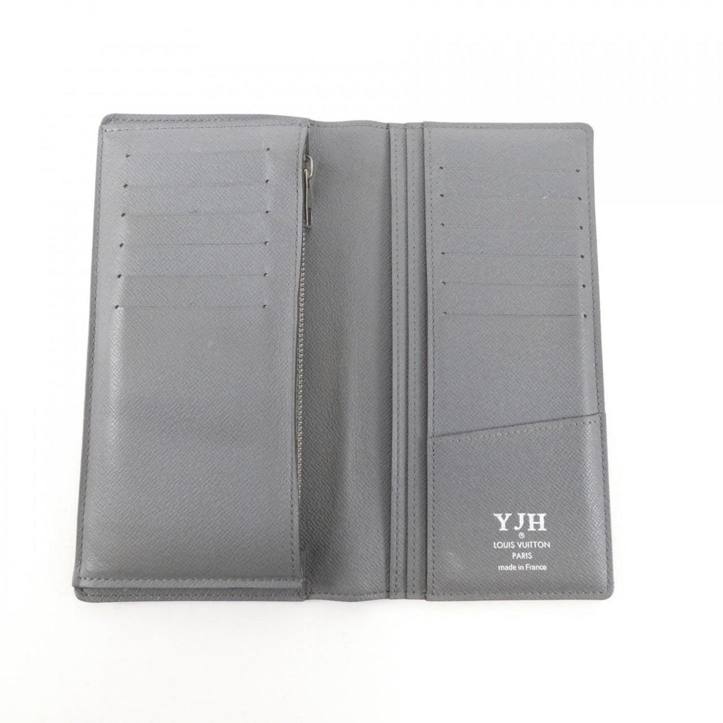 Louis Vuitton Taiga Portefeuille Brazza M32653 Wallet