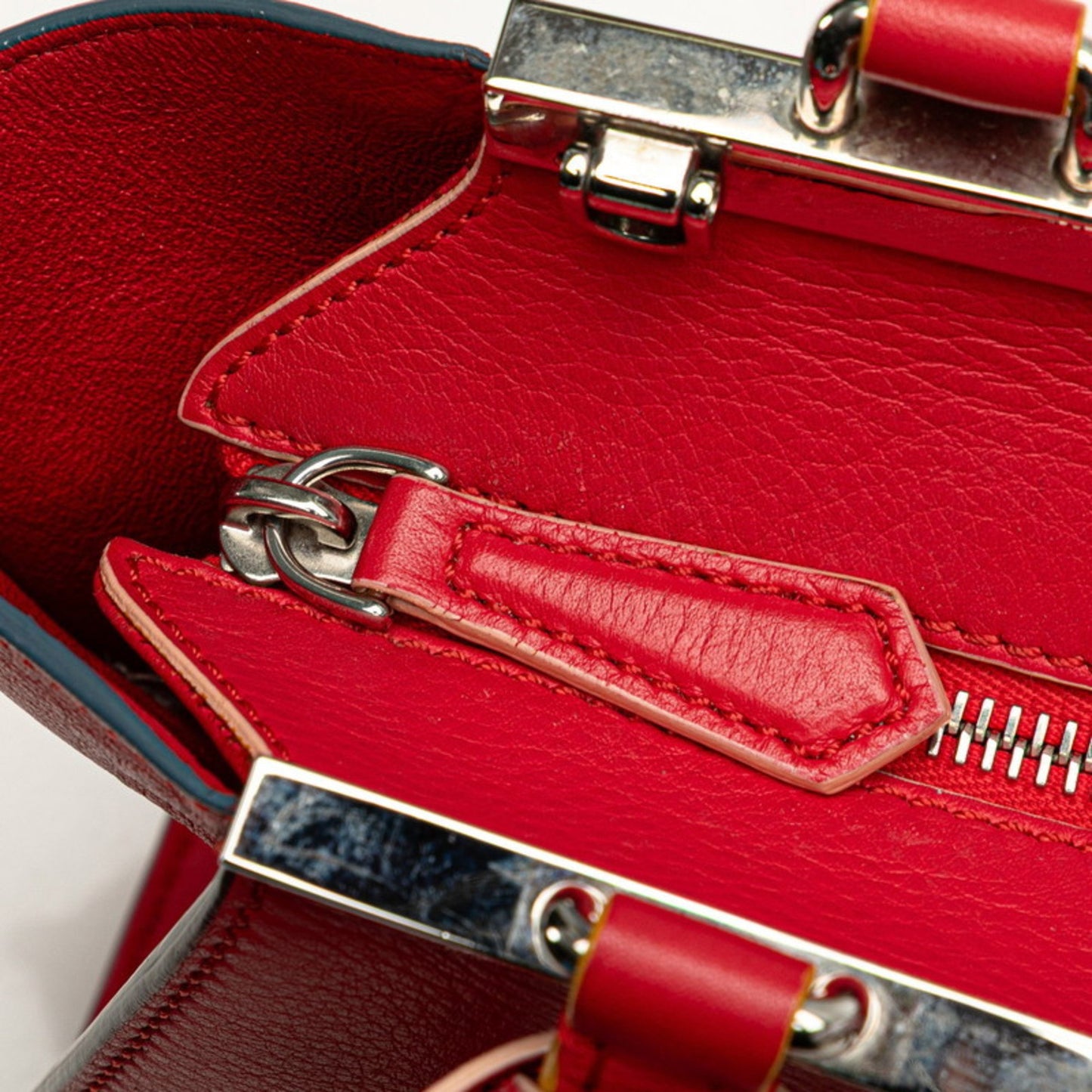 Fendi Petit Trois Jours Handbag 8Bh333 Red Leather