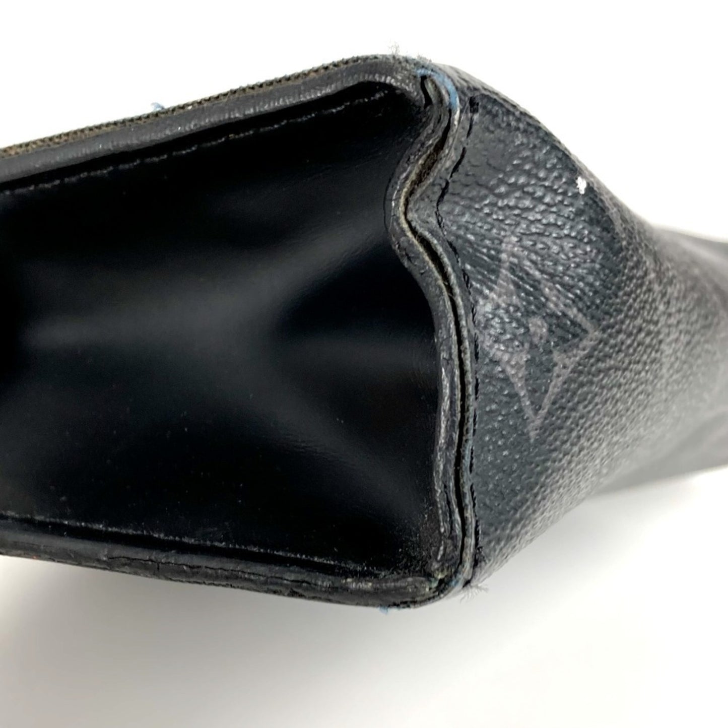 Louis Vuitton M61692 Monogram Eclipse Pochette Voyage Mm