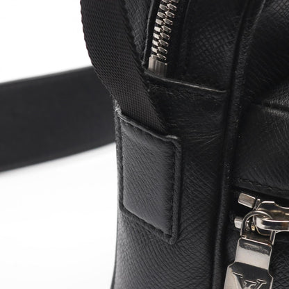 Louis Vuitton Outdoor Messenger Pm Taiga Noir Shoulder Bag