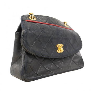 Chanel Matelasse Shoulder Bag With Chain Bag