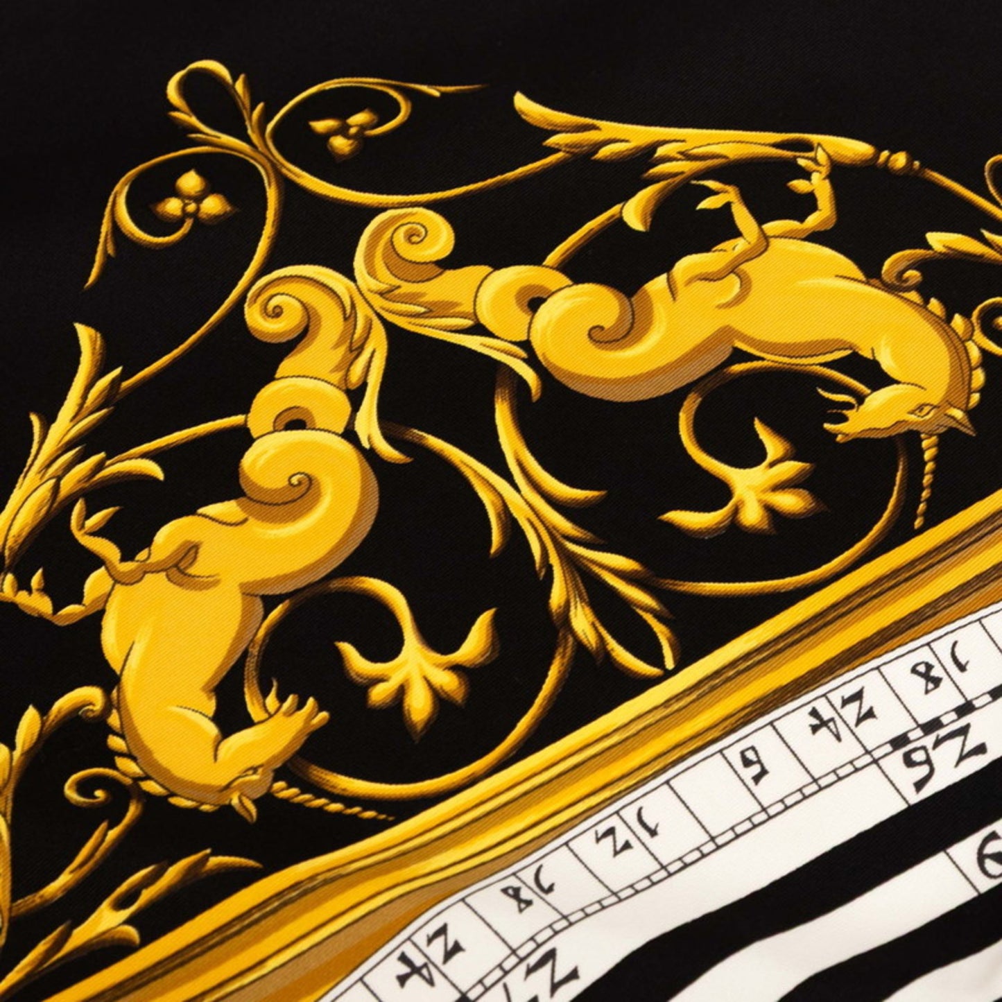 Herms Carr 90 Dies Et Hore Astrology Scarf