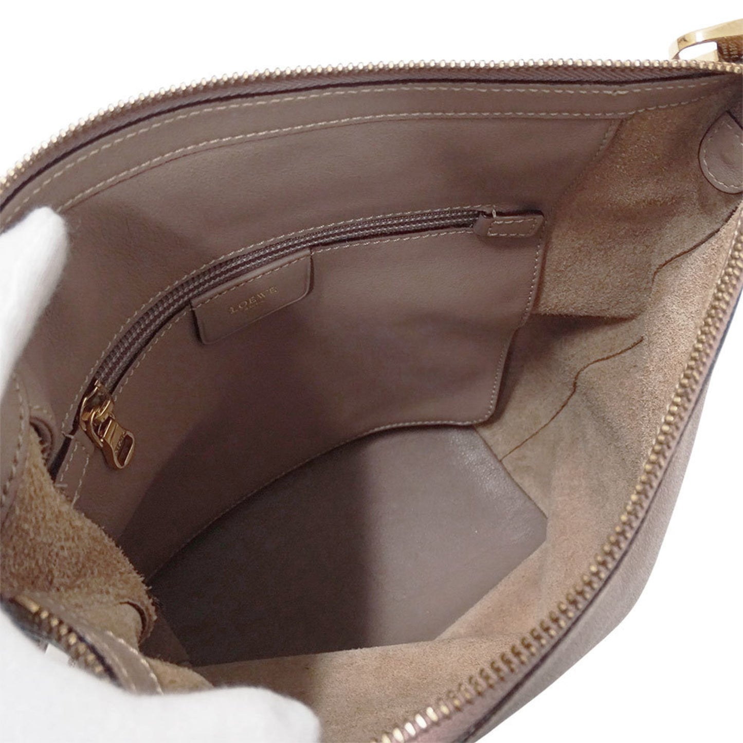 Loewe Women'S Anagram Leather Shoulder Bag In Cocoa Brown