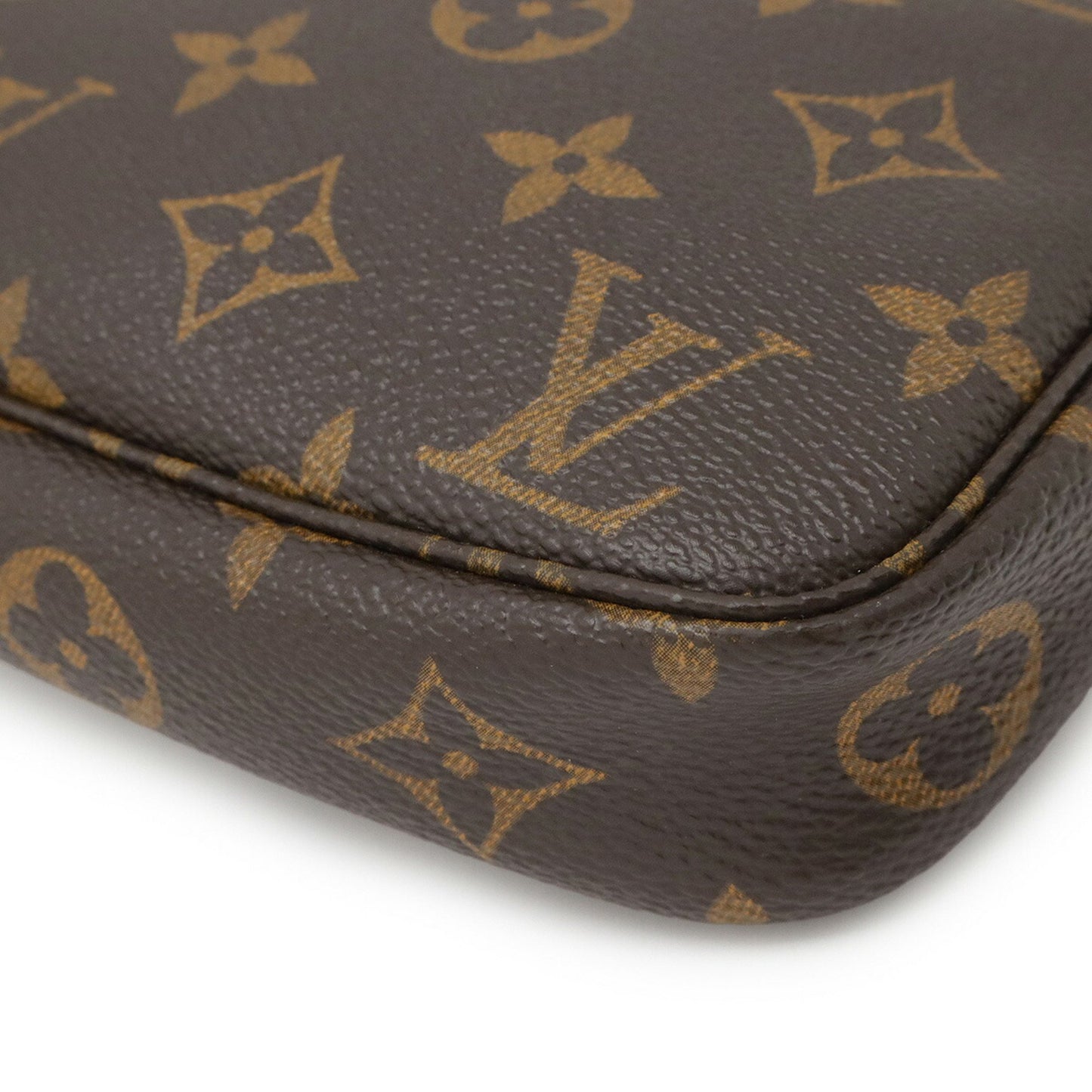 Louis Vuitton Louis Vuitton Monogram Pochette Accessory Pouch Handbag - Bag M51980