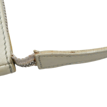 Salvatore Ferragamo Gancini Bag Pochette Au-21 4315 White Leather