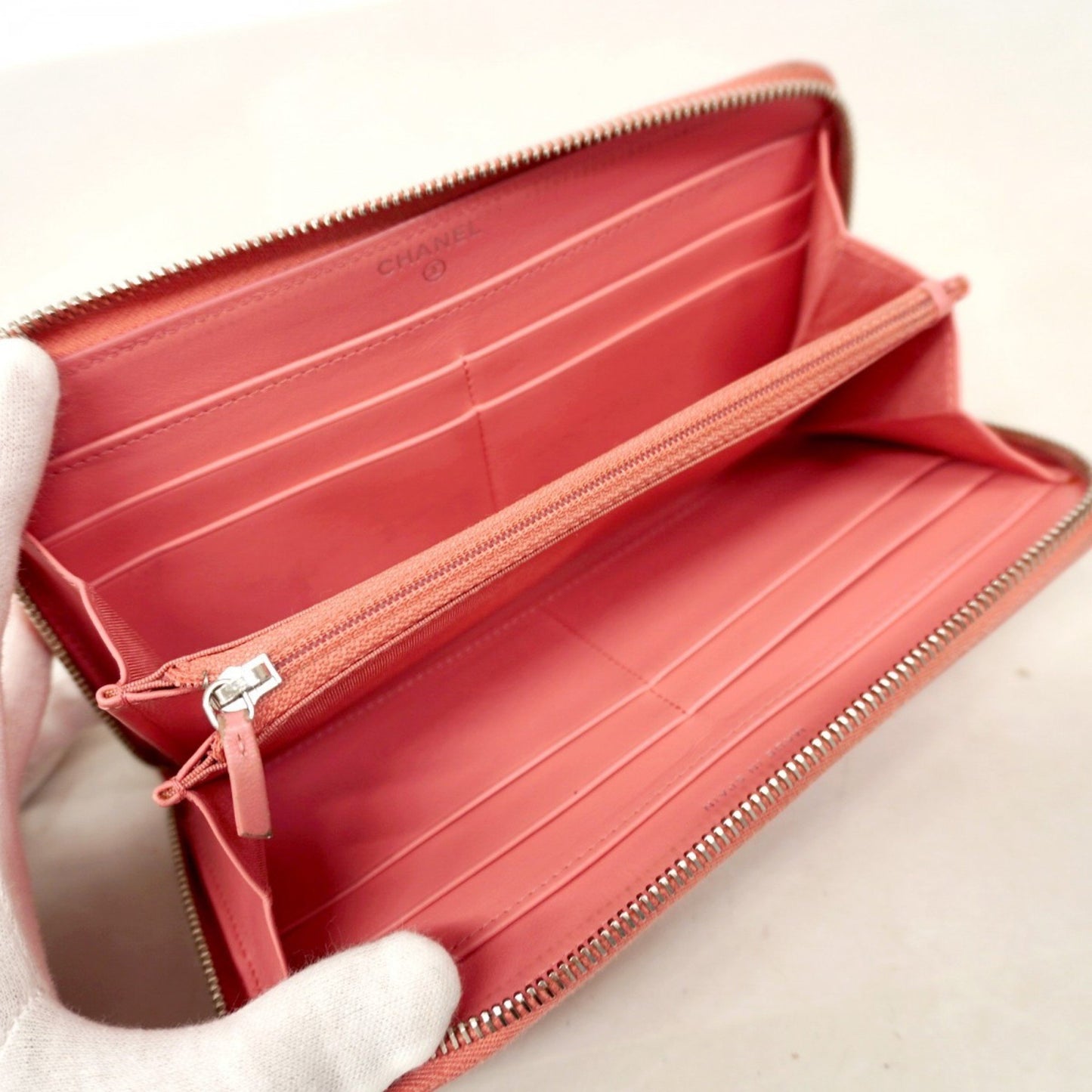 Chanel Long Wallet V-Stitch Lambskin Pink