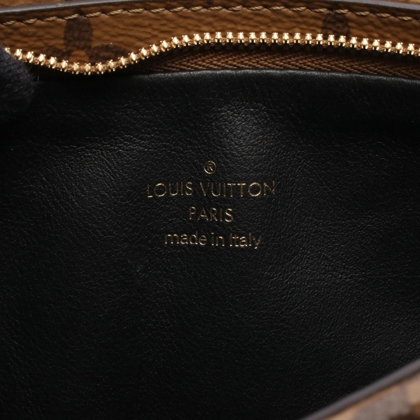 Louis Vuitton Lv 3 Pochette Shoulder Bag