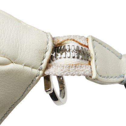 Salvatore Ferragamo Gancini Bag Pochette Au-21 4315 White Leather