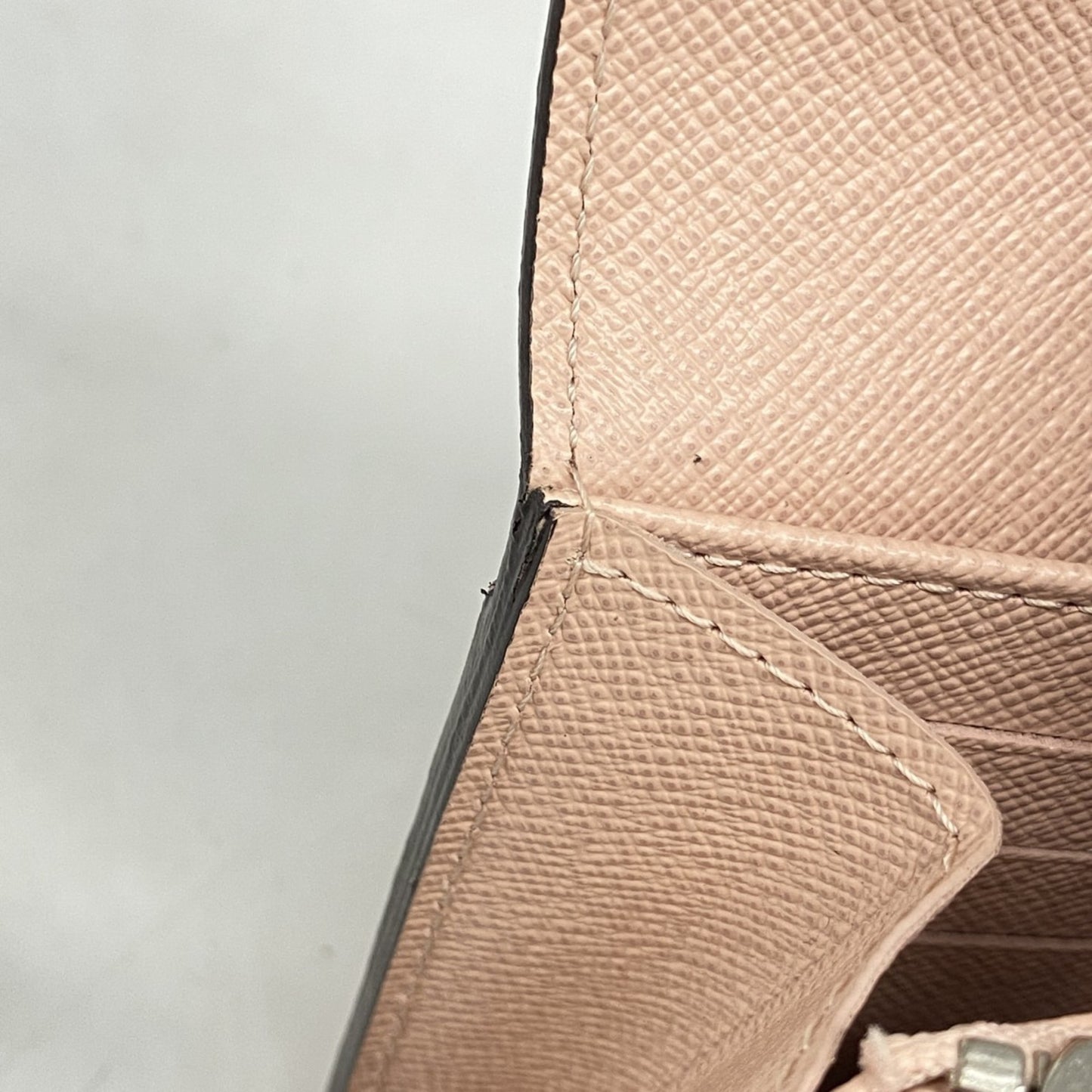 Louis Vuitton Epi Leather Portefeuille Sarah M61216 Rose Ballerine