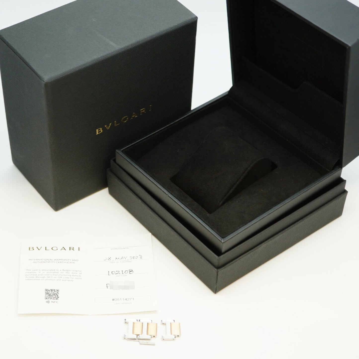 Bvlgari Bb39S Silver Dial