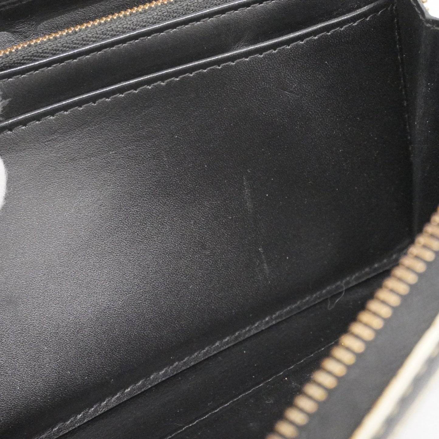 Louis Vuitton Suhali Zippy Wallet M95702 Noir