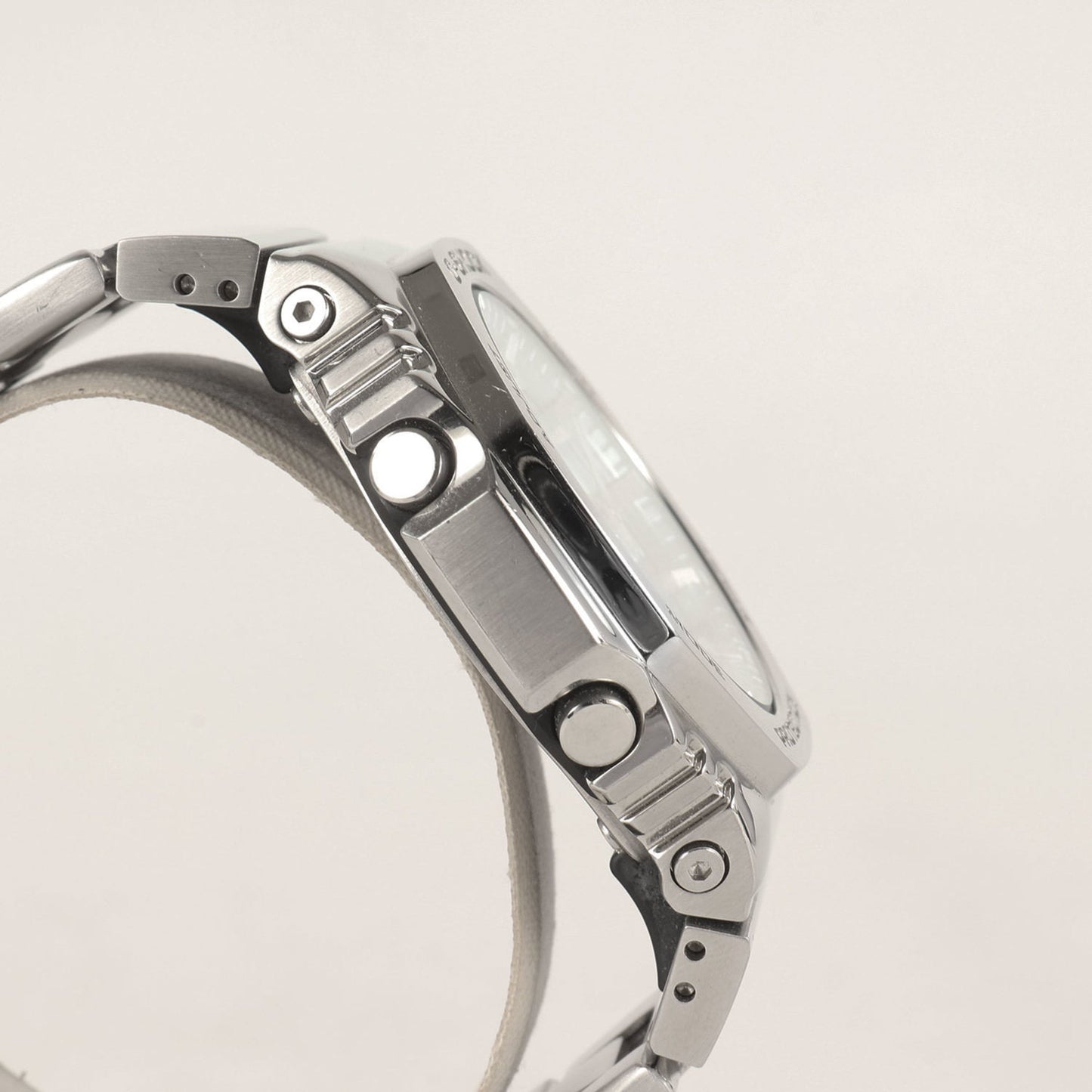 G-SHOCK GM-2110D-2AJF Metal-Covered Watch