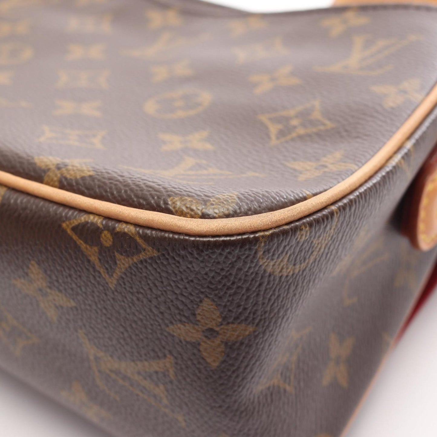 Louis Vuitton Viva Cite Mm Shoulder Bag In Coated Canvas And Leather With Monogram Design