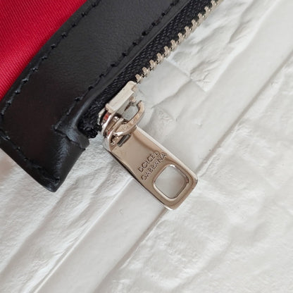 Dolce & Gabbana Super Pig Dg Love Print Handpouch Clutch Bag In Red