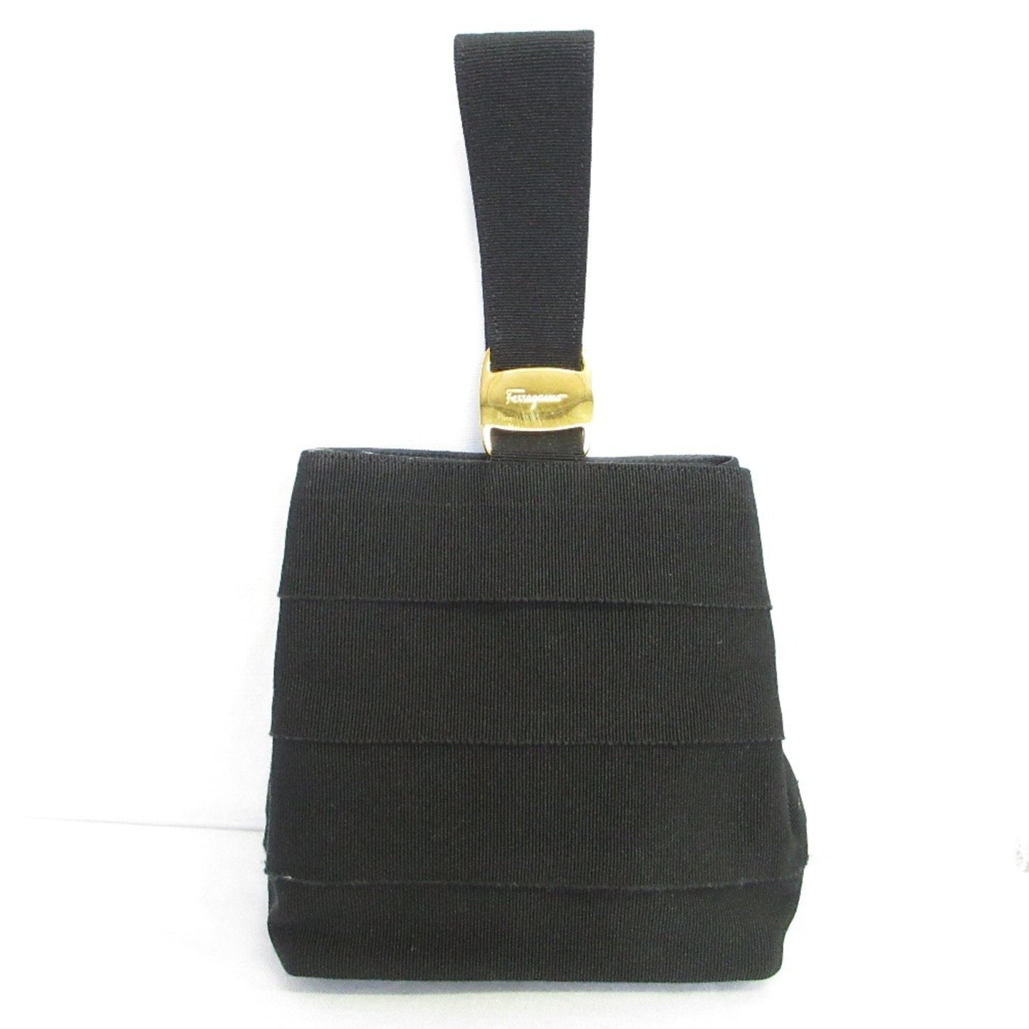 Salvatore Ferragamo Vara Hardware Handbag In Black