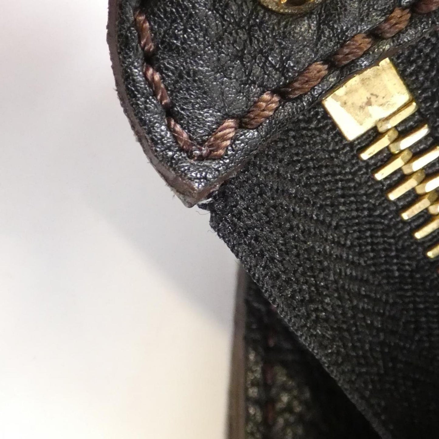 Louis Vuitton Mahina Xs M95660 Shoulder Bag