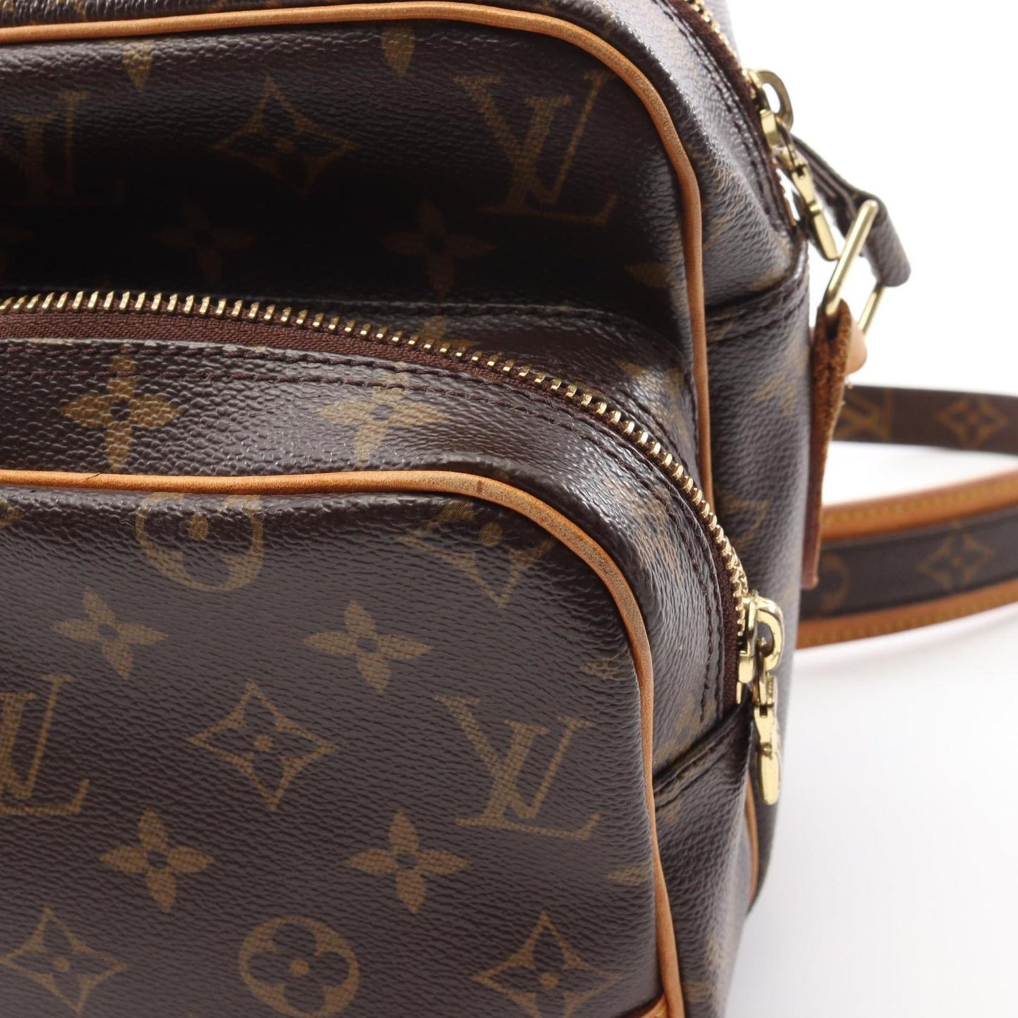 Louis Vuitton Nile Shoulder Bag