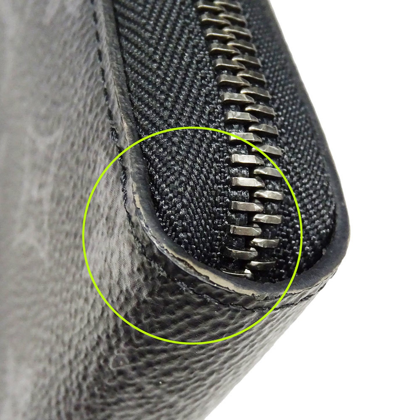 Louis Vuitton Men'S Monogram Eclipse Zippy Organizer Long Wallet