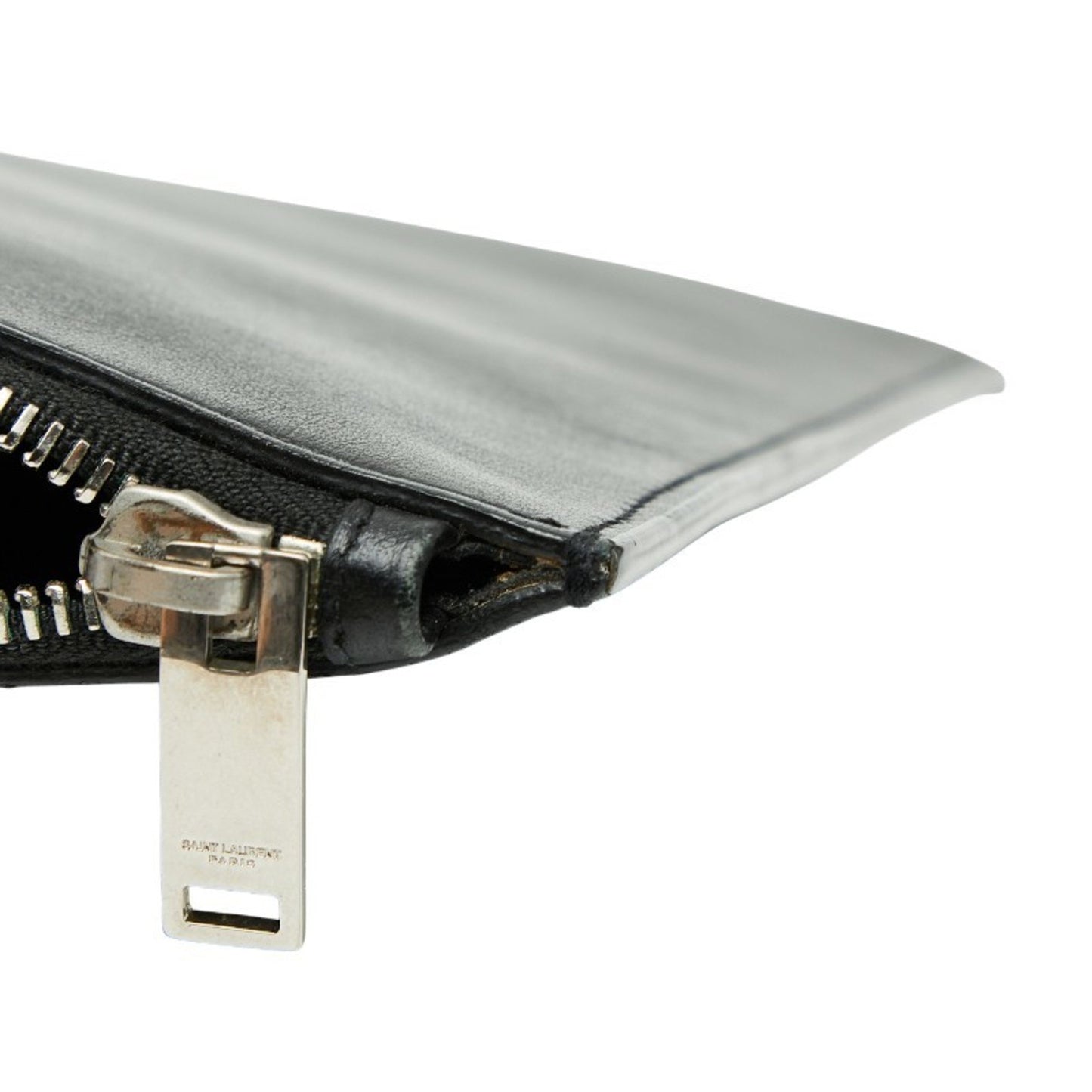 Saint Laurent Logo Clutch Bag In Black