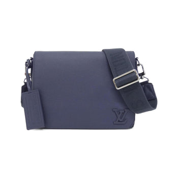 Louis Vuitton Lv Aerogram Takeoff Messenger Shoulder Bag M23709