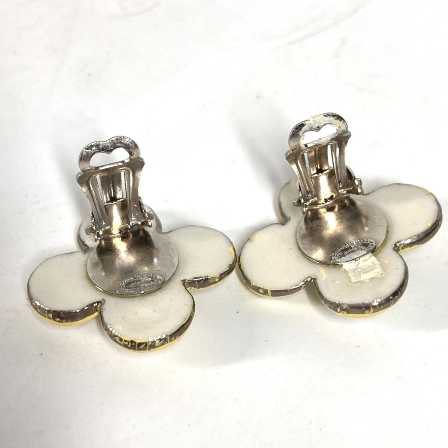 Louis Vuitton Louis Vuitton Flower Earrings Ceramic