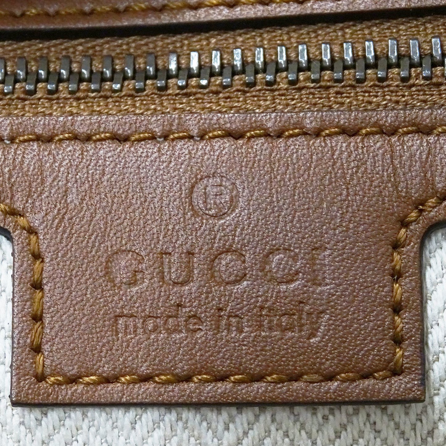 Gucci Gg Supreme Canvas Small Crossbody Bag (821155) In Beige And Brown