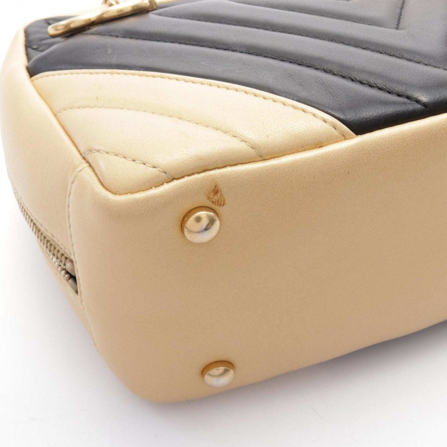 Chanel V-Stitch Shoulder Bag In Lambskin Leather
