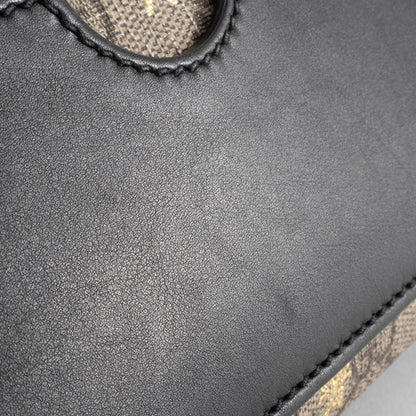 Gucci Bee Gg Supreme Leather Padlock Chain Shoulder Bag