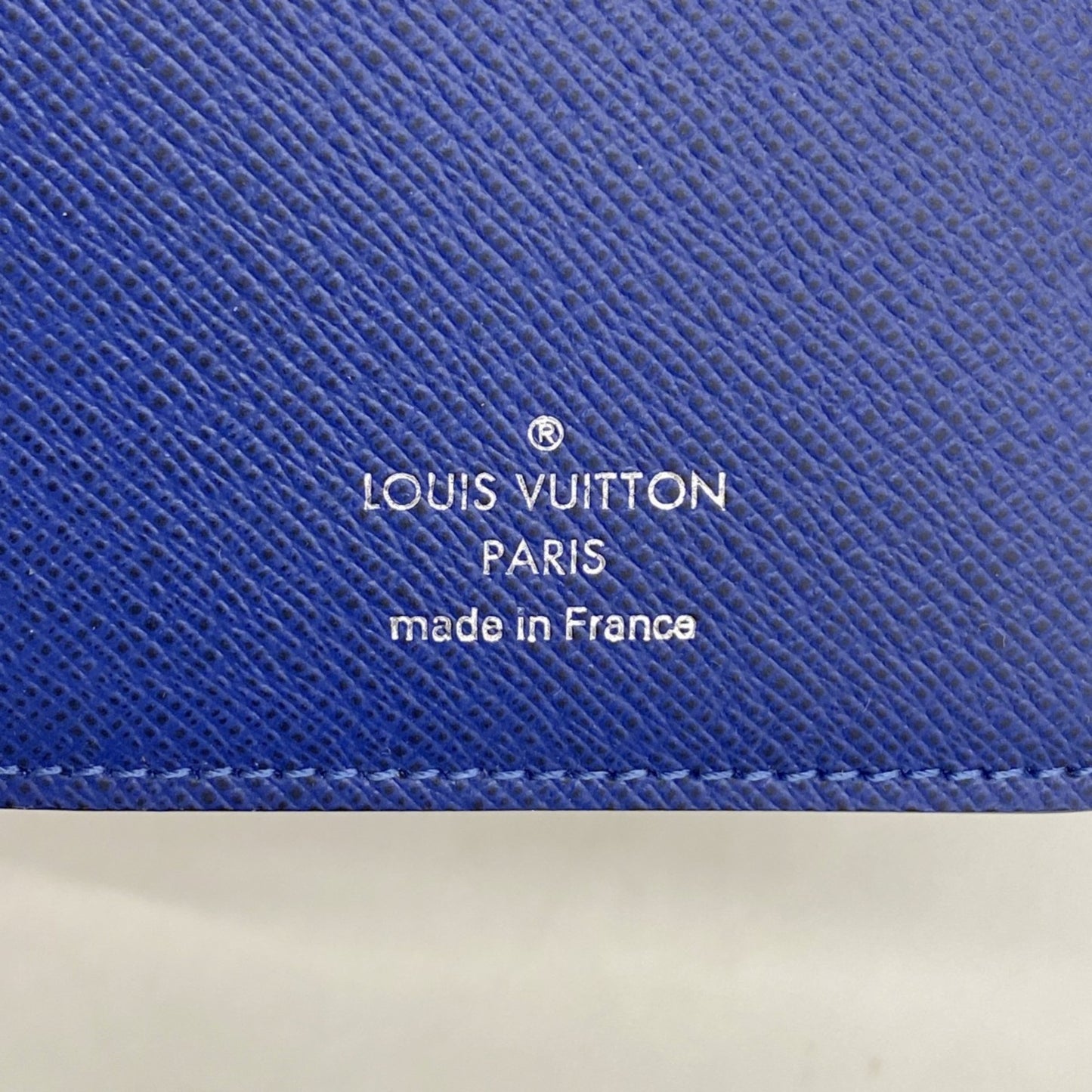 Louis Vuitton Taiga Rama Portefeuille Brazza Long Wallet M30297 Cobalt