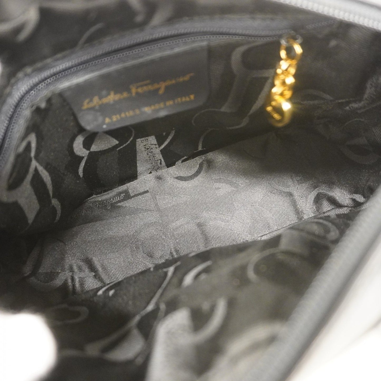 Salvatore Ferragamo Vara Leather Shoulder Bag