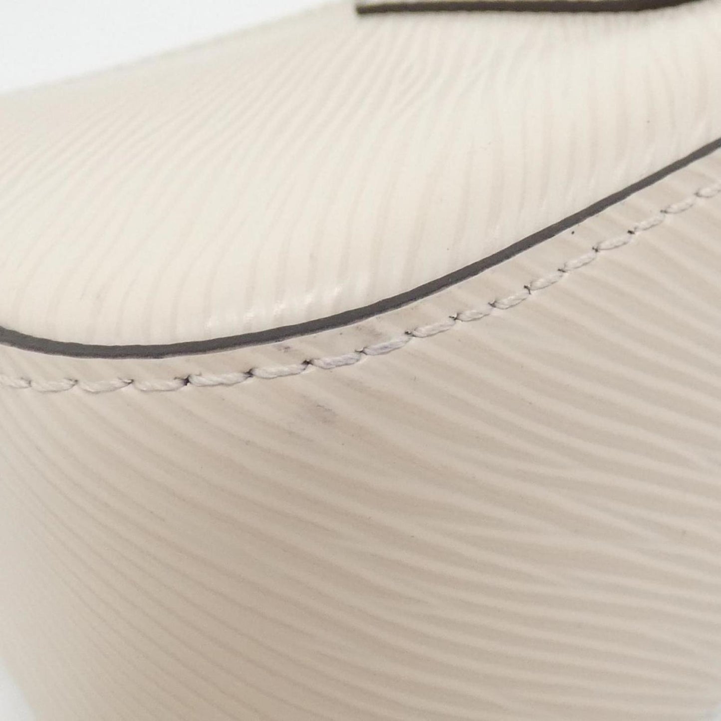 Louis Vuitton Epi Malellini M20999 Shoulder Bag