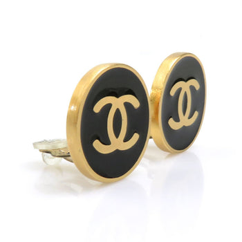 Chanel Coco Mark Metal Enamel Earrings In Gold