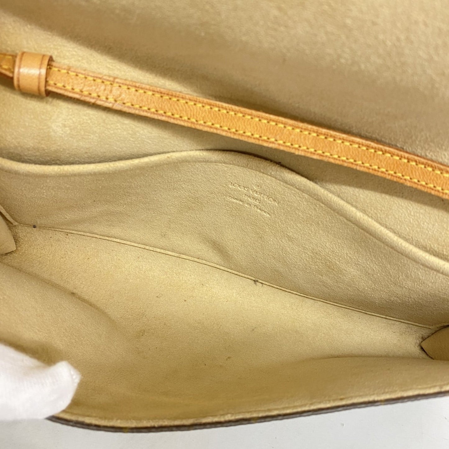 Bag Louis Vuitton Shoulder