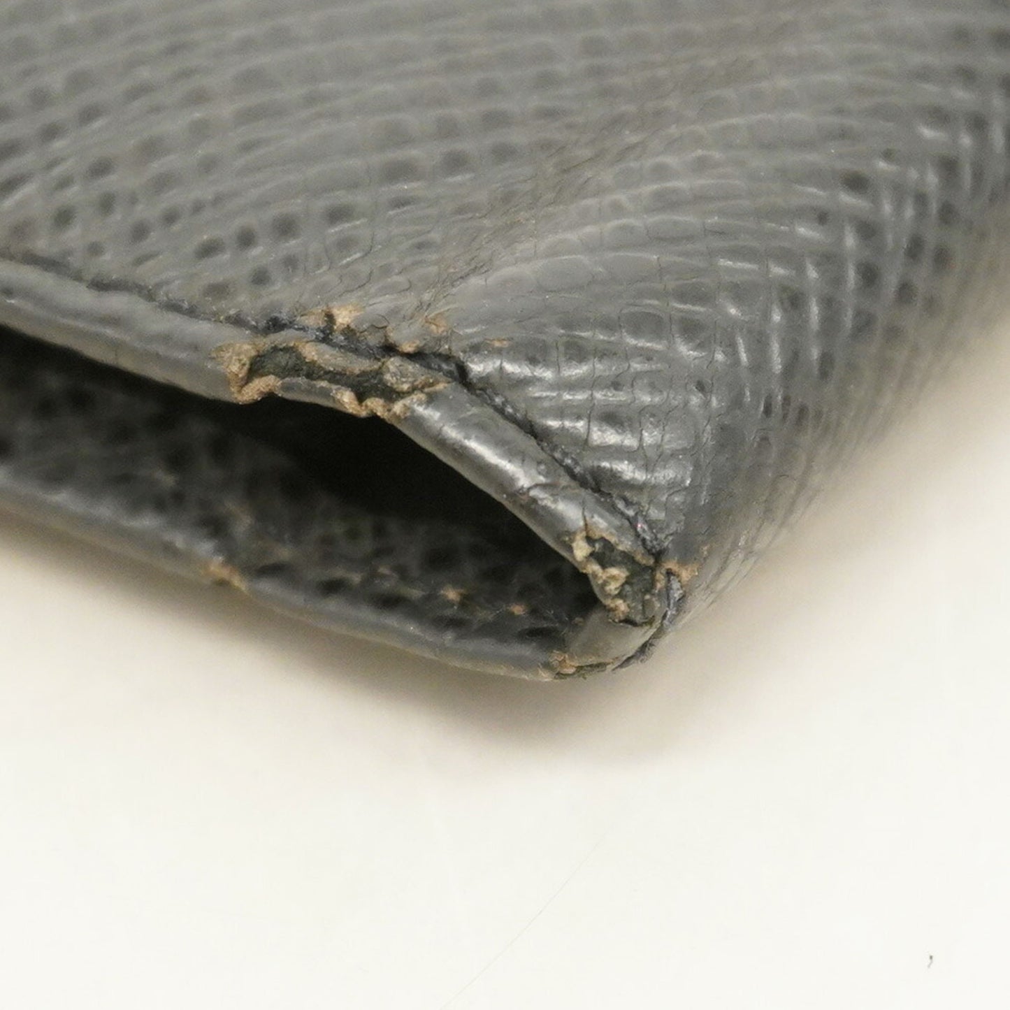 Louis Vuitton Taiga Agenda Poche Planner Cover R20425 Ardoise