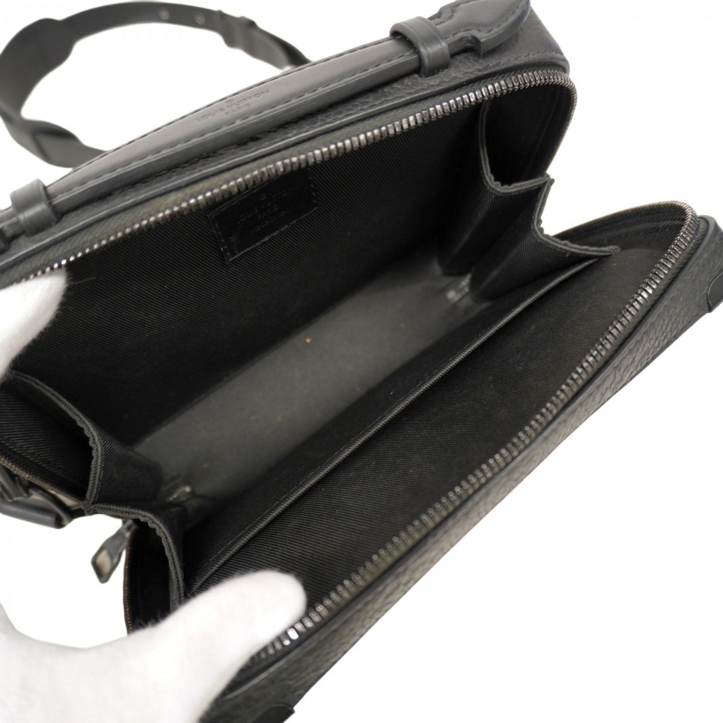 Louis Vuitton Taurillon Soft Handle Trunk M59163 Black 2-Way Bag