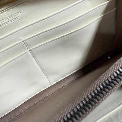 Bottega Veneta Leather Intrecciato Round Zip Long Wallet In Ivory