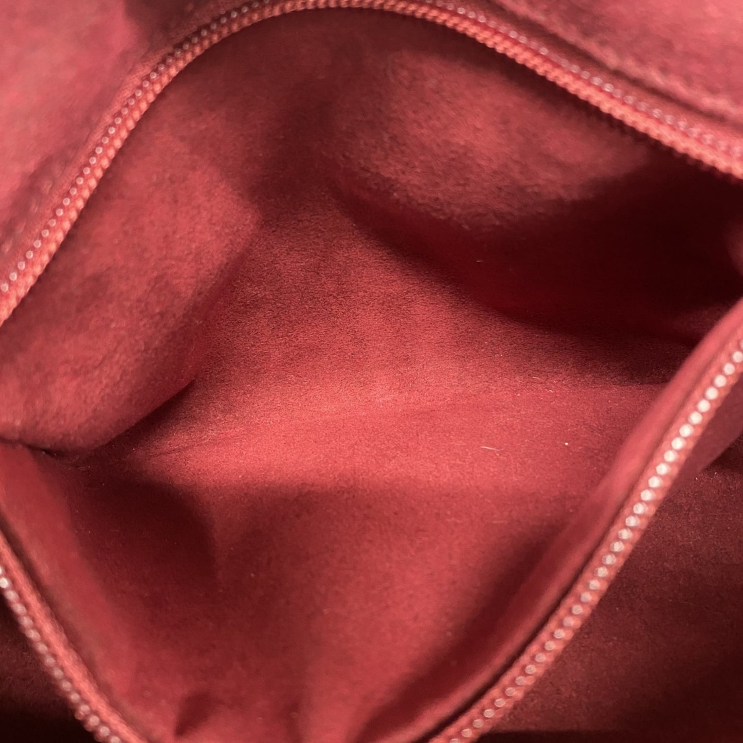 Salvatore Ferragamo Handbag In Black Leather