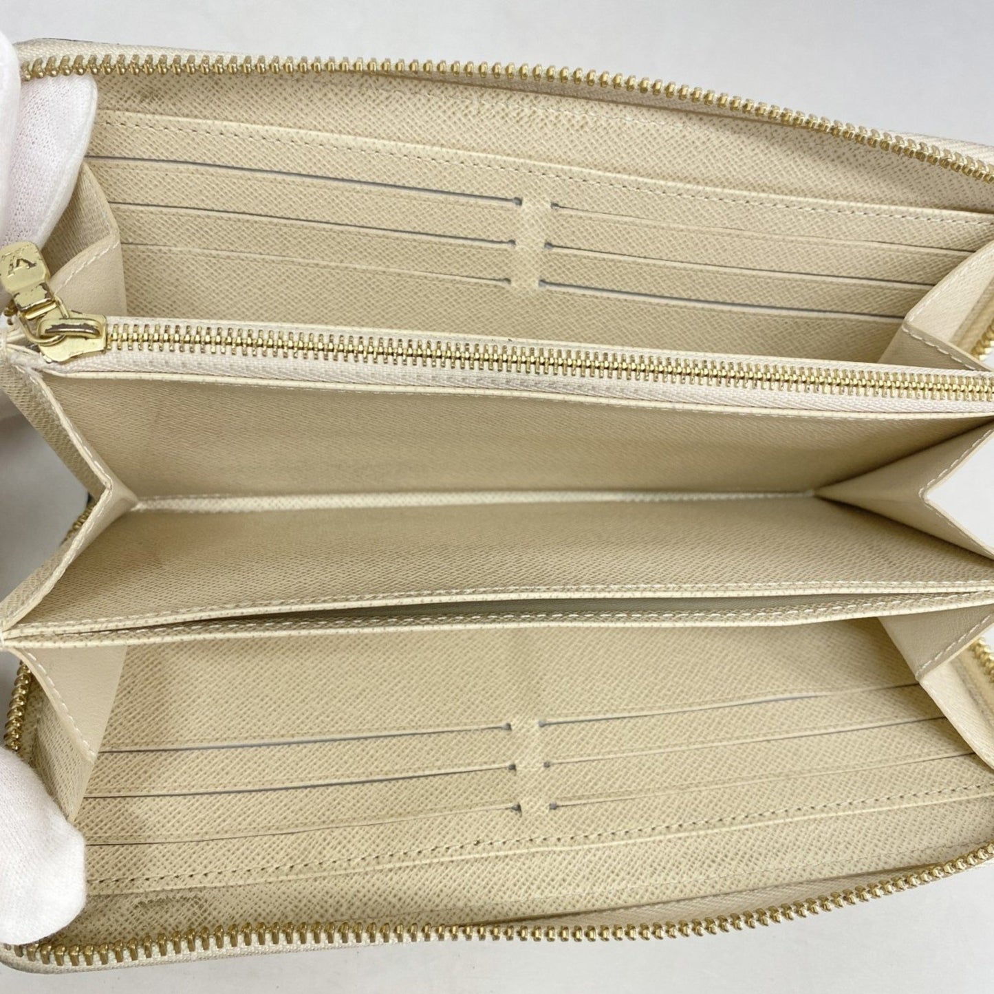 Louis Vuitton Damier Azur Zippy Wallet N41660 White