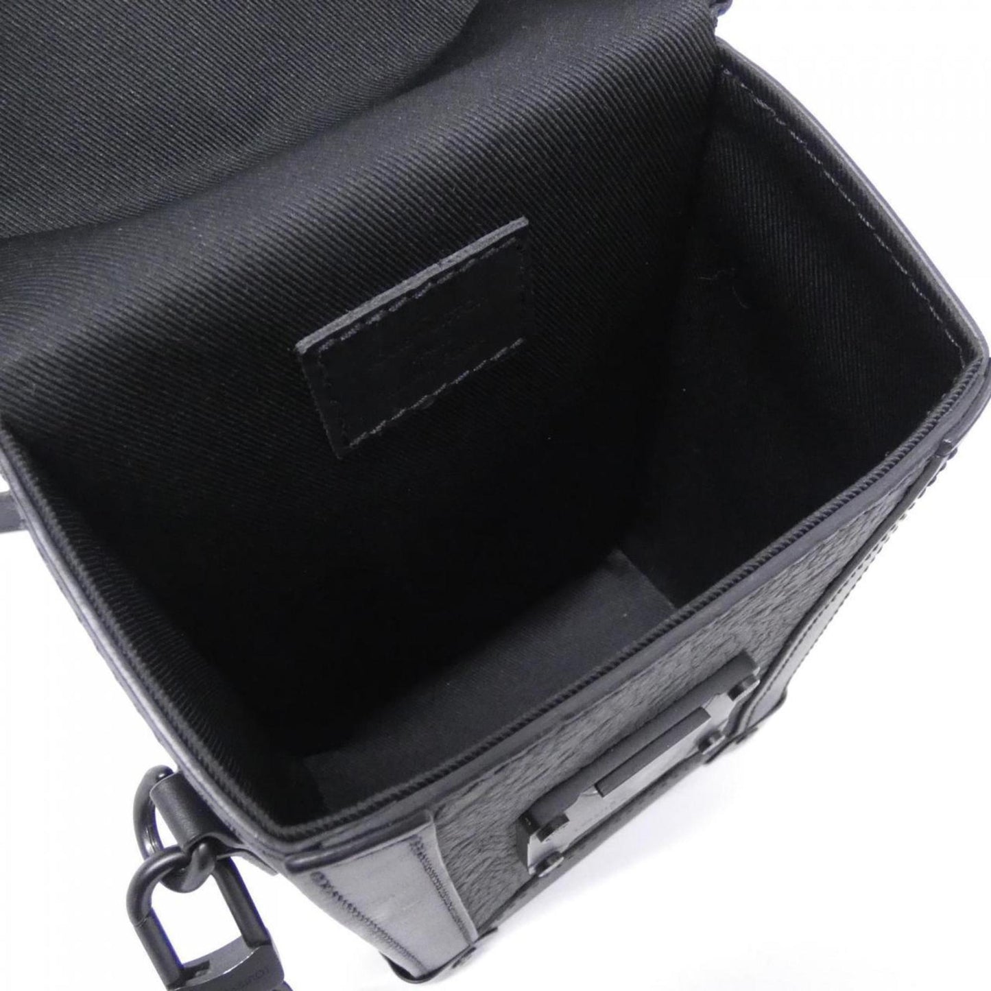 Louis Vuitton Taurillon Monogram Vertical Trunk Wearable Wallet M82070 Shoulder Bag