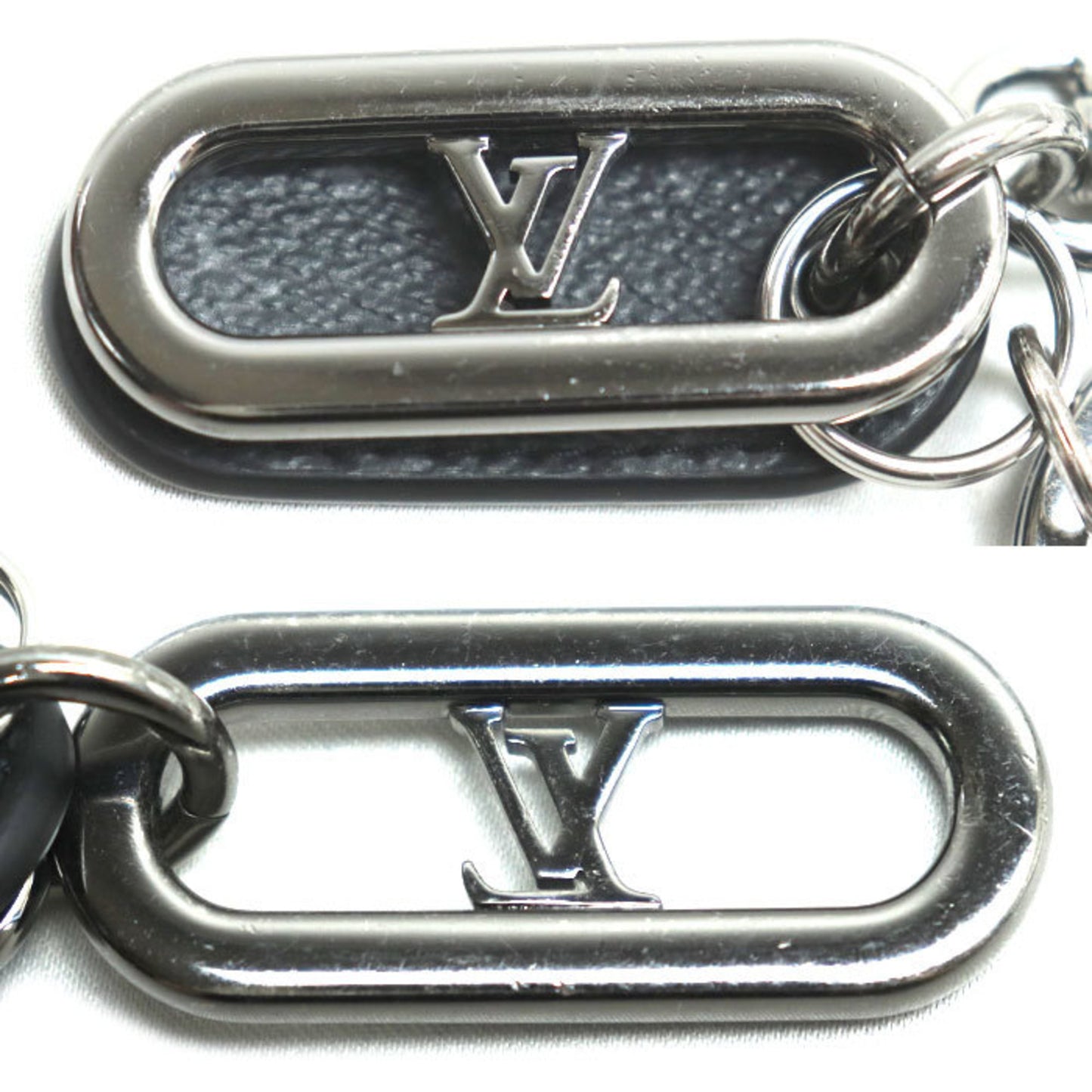 Louis Vuitton Lv Signature Chain Keychain